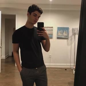 Meet your Posher, Lasha